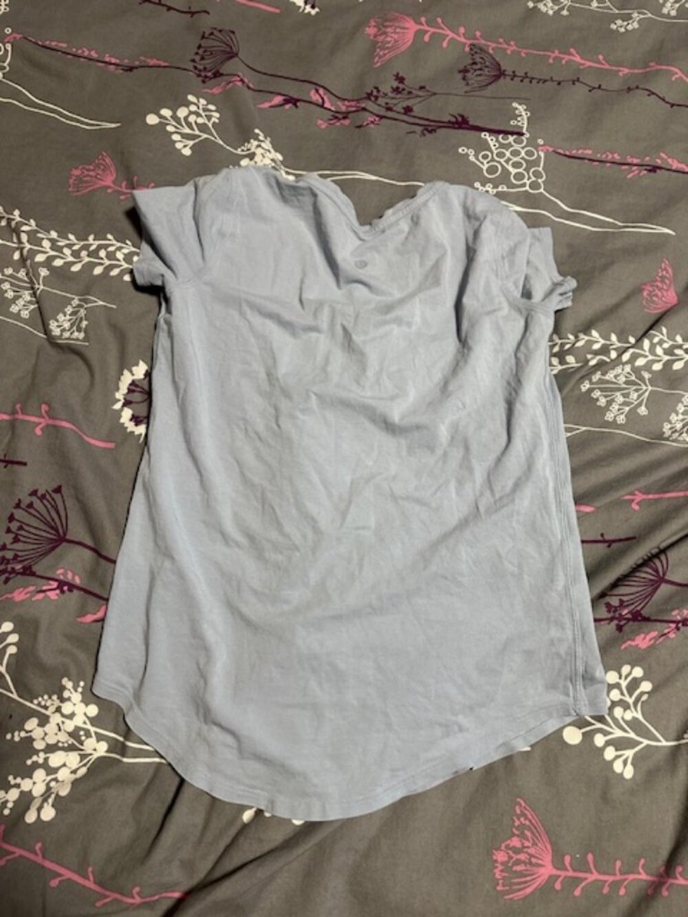 Lululemon size 4 love t shirt baby blue